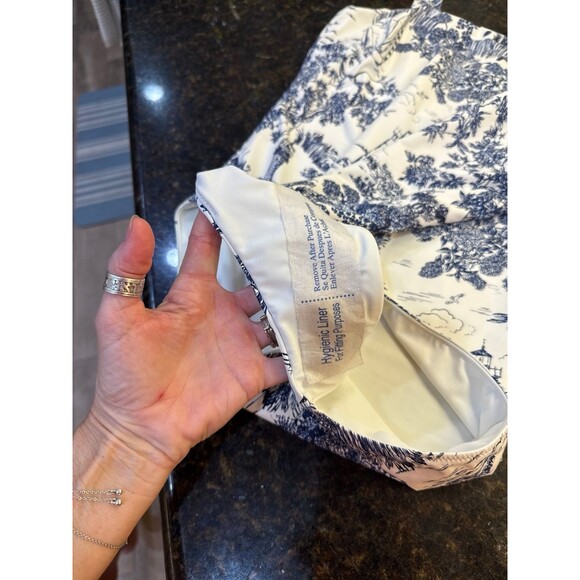 Vineyard Vines Women's Navy White One Piece Swimsuit Vineyard Toile NEW Size L - Picture 2 of 6